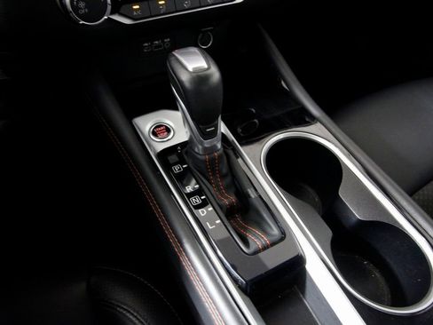 Used 2025 Nissan Altima 2.5 SR image 30