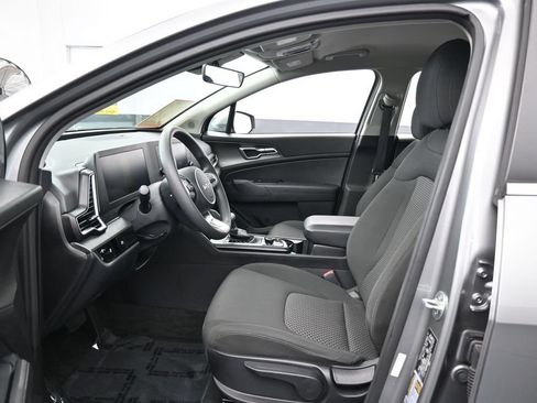 Used 2024 Kia Sportage LX AWD/4WD image 10