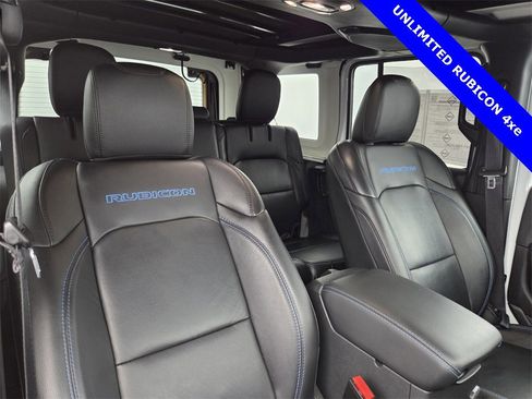 Used 2021 Jeep Wrangler Unlimited Rubicon 4xe w/ Steel Bumper Group image 17