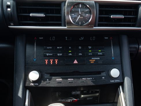 Used 2018 Lexus IS 300 F Sport w/ F Sport Package RWD image 33