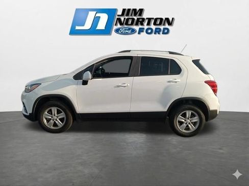 Used 2021 Chevrolet Trax LT AWD/4WD image 6