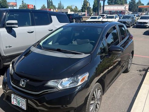 Used 2017 Honda Fit EX image 1