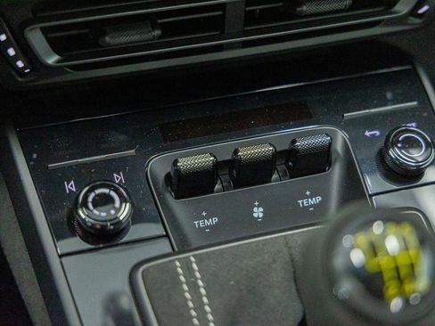 Used 2022 Porsche 911 GT3 RWD image 48