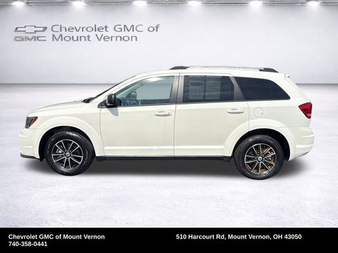 Used 2017 Dodge Journey GT w/ Driver Convenience Group AWD/4WD image 4