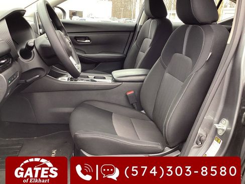 Used 2025 Nissan Sentra SV image 11
