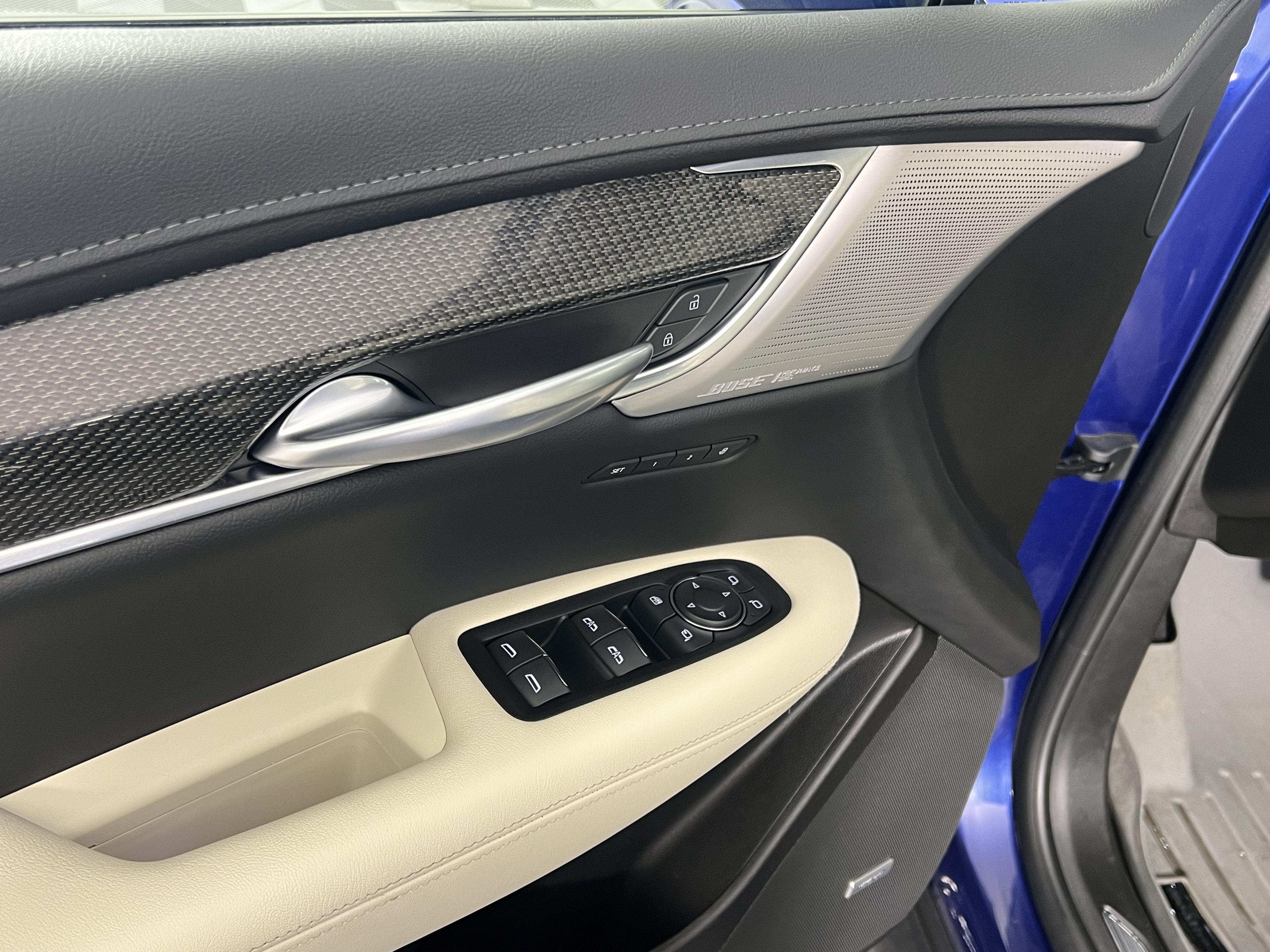 Used 2023 Cadillac XT5 Sportv w/ Technology Package AWD/4WD image 18