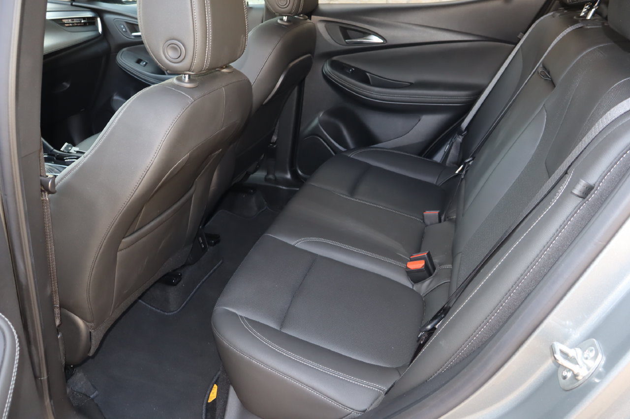 Used 2024 Buick Encore GX Sport Touring w/ Comfort Package FWD image 5