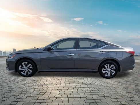 Certified 2025 Nissan Altima 2.5 S image 8