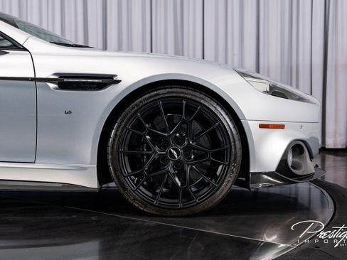 Used 2019 Aston Martin Rapide AMR image 33