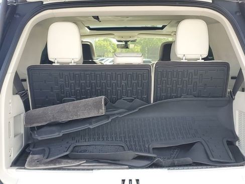 Certified 2023 Lincoln Navigator Black Label AWD/4WD image 7
