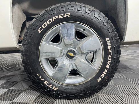 Used 2011 Chevrolet Silverado 1500 LT w/ All-Star Edition image 38