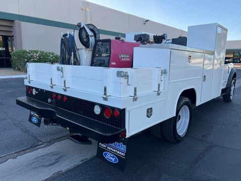 Used 2020 Ford F550 2WD Regular Cab Super Duty image 8