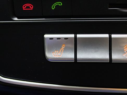 Used 2019 Mercedes-Benz GLE 400 4MATIC image 38