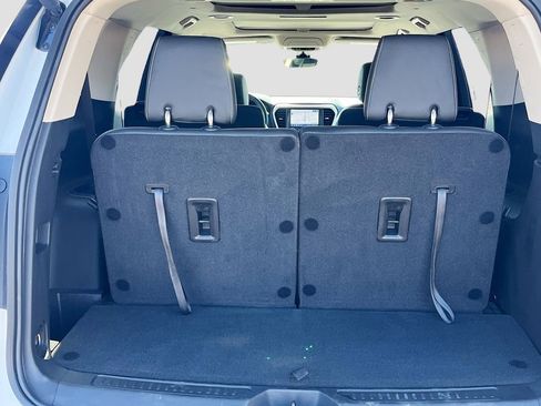 Used 2023 GMC Acadia Denali w/ Denali Ultimate Package image 28