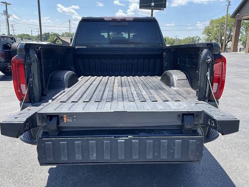 Used 2021 GMC Sierra 2500 Denali w/ Denali Ultimate Package AWD/4WD image 23
