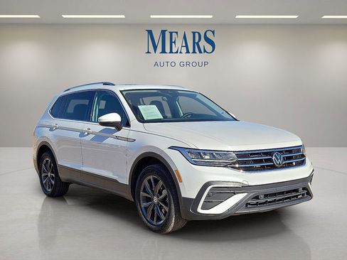 Used 2023 Volkswagen Tiguan SE image 7