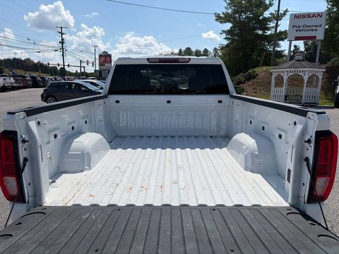 Used 2021 GMC Sierra 1500 4x4 Double Cab w/ Convenience Package image 22