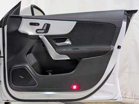 Used 2025 Mercedes-Benz CLA 35 AMG 4MATIC image 23