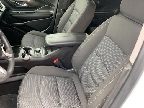 Certified 2023 GMC Terrain SLE w/ Driver Convenience Package AWD/4WD image 17