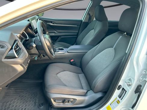Used 2024 Toyota Camry LE FWD image 11