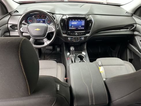 Used 2020 Chevrolet Traverse LT FWD image 4