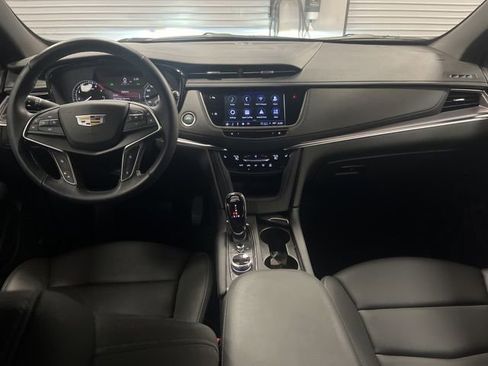 Certified 2024 Cadillac XT5 Luxury image 28