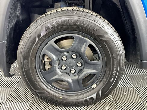 Used 2019 Jeep Compass Sport w/ Cold Weather Group image 37