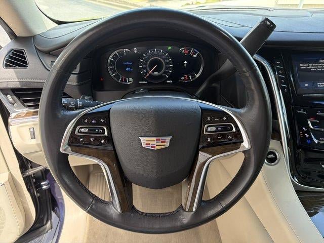 Used 2019 Cadillac Escalade Premium Luxury RWD image 26