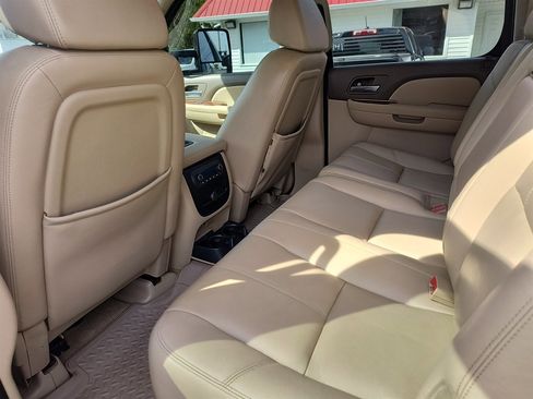 Used 2008 GMC Sierra 2500 SLT w/ Z71 Off-Road Package image 30