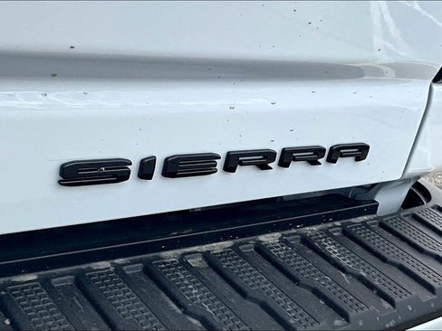 New 2026 GMC Sierra 2500 Denali Ultimate w/ LPO, Black Badging Package AWD/4WD image 8