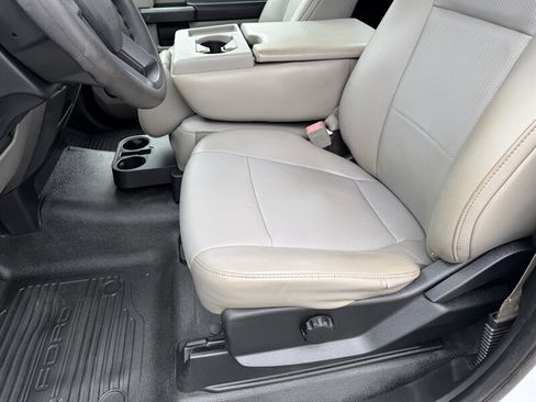 Used 2018 Ford F450 XL image 21