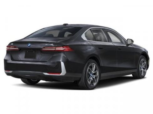 New 2026 BMW i5 eDrive40 w/ M Sport Package RWD image 2
