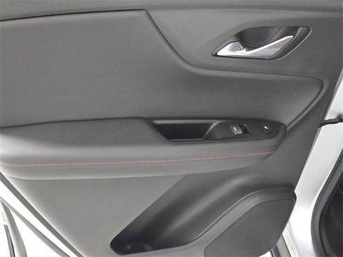 Used 2022 Chevrolet Blazer RS w/ Enhanced Convenience Package image 18
