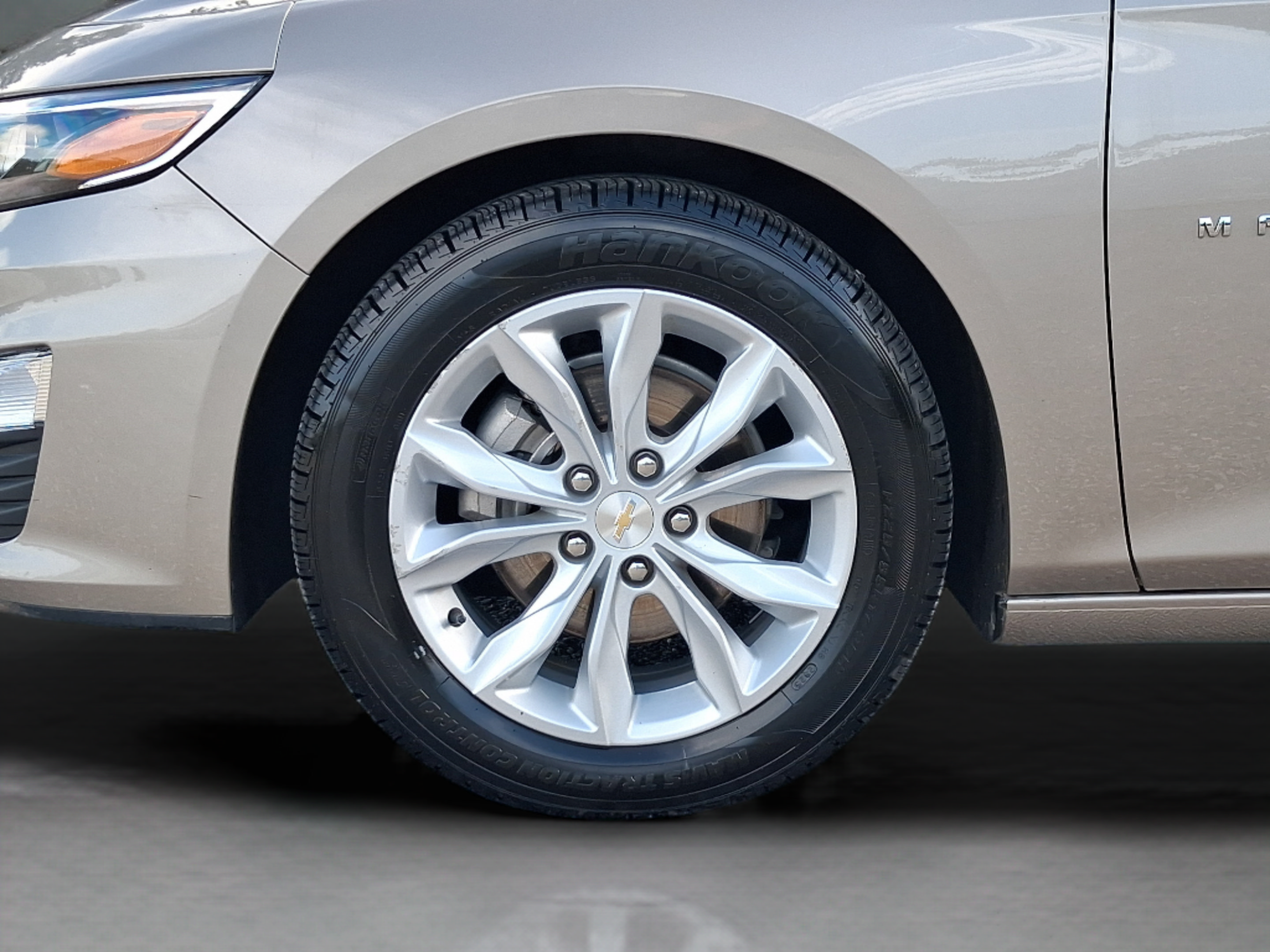 Used 2025 Chevrolet Malibu LT FWD image 10