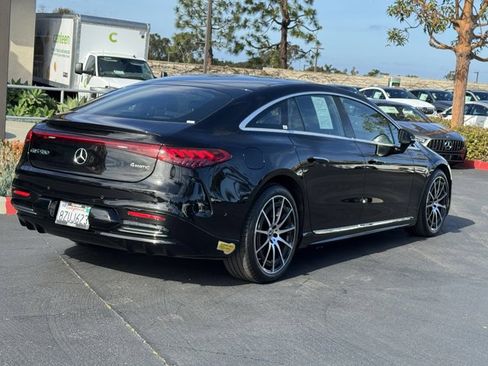 Used 2022 Mercedes-Benz EQS 580 4MATIC Sedan image 11