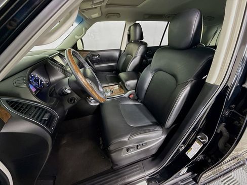 Used 2015 INFINITI QX80 2WD w/ Driver's Assistance Package image 22