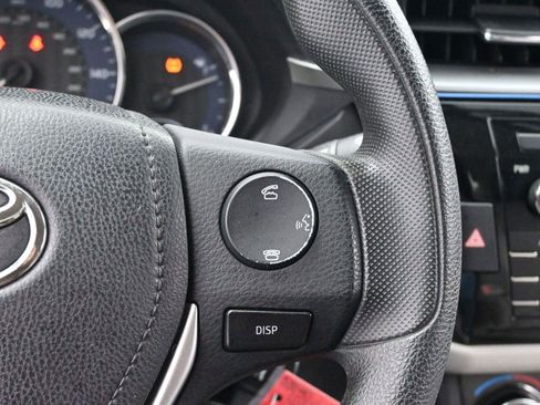 Used 2014 Toyota Corolla LE image 15