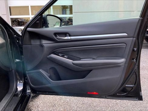 Used 2020 Nissan Altima 2.5 SL image 24