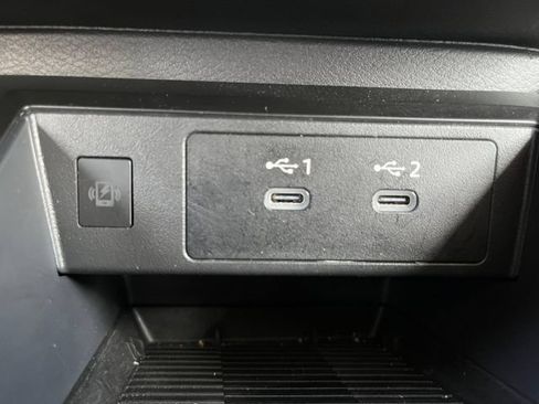 Certified 2025 Nissan Kicks SR AWD/4WD image 6