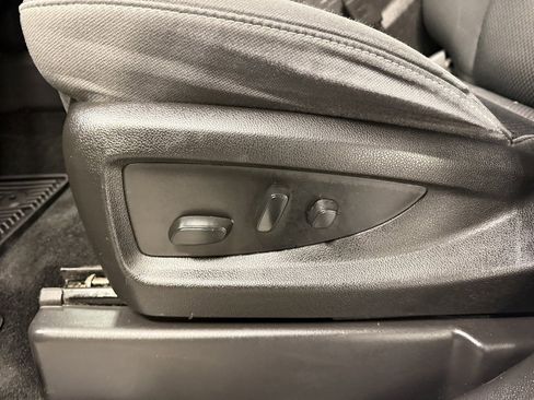 Used 2018 Chevrolet Silverado 1500 LT w/ All Star Edition image 25