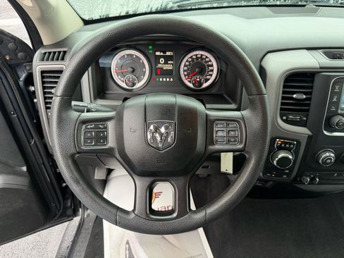 Used 2019 RAM 1500 Tradesman w/ Tradesman SXT Package AWD/4WD image 18