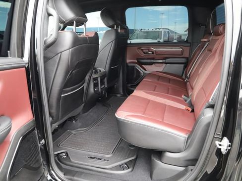 Used 2025 RAM 1500 Limited AWD/4WD image 22