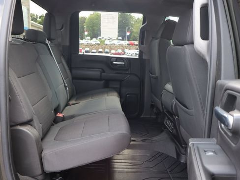Used 2022 Chevrolet Silverado 2500 LT w/ Convenience Package AWD/4WD image 18