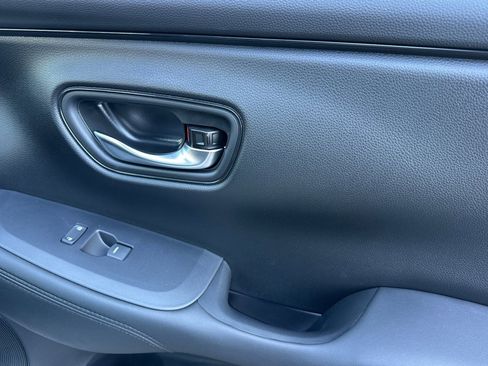 New 2026 Honda HR-V LX image 26
