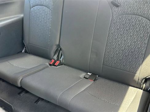 Used 2014 GMC Acadia SLE FWD image 24