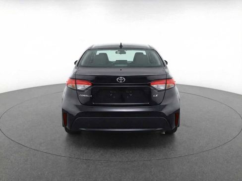 Used 2025 Toyota Corolla LE image 7