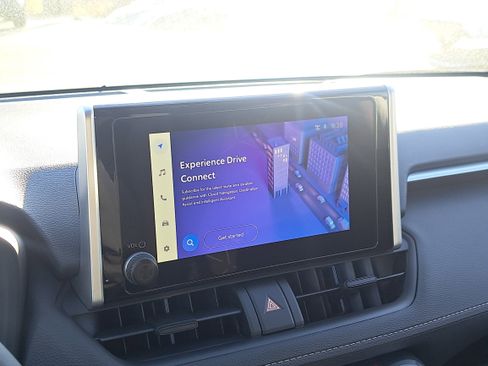 New 2025 Toyota RAV4 XLE image 22