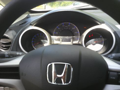 Used 2013 Honda Fit image 13