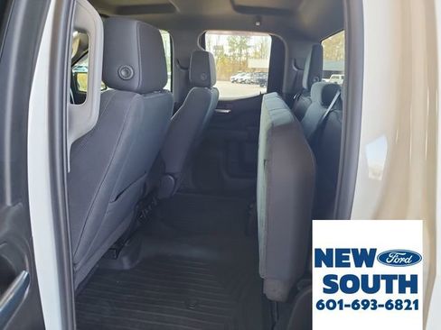 Used 2021 Chevrolet Silverado 1500 LT w/ Z71 Off-Road Package image 16