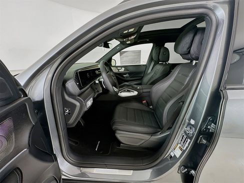 New 2026 Mercedes-Benz GLS 450 GLS 450 image 23